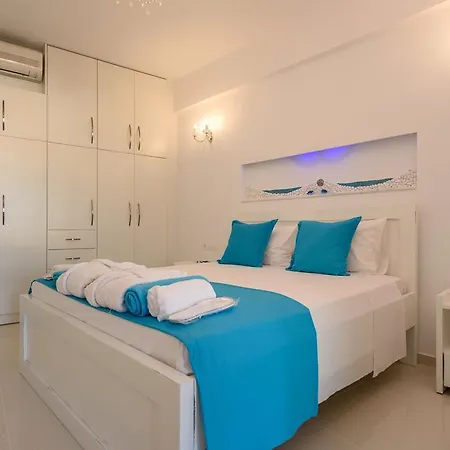 Aristodimos Luxury Apartments Kalamaki  Exterior photo
